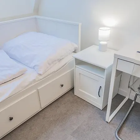 Flat In A Calm Neighborhood 4 * براغ